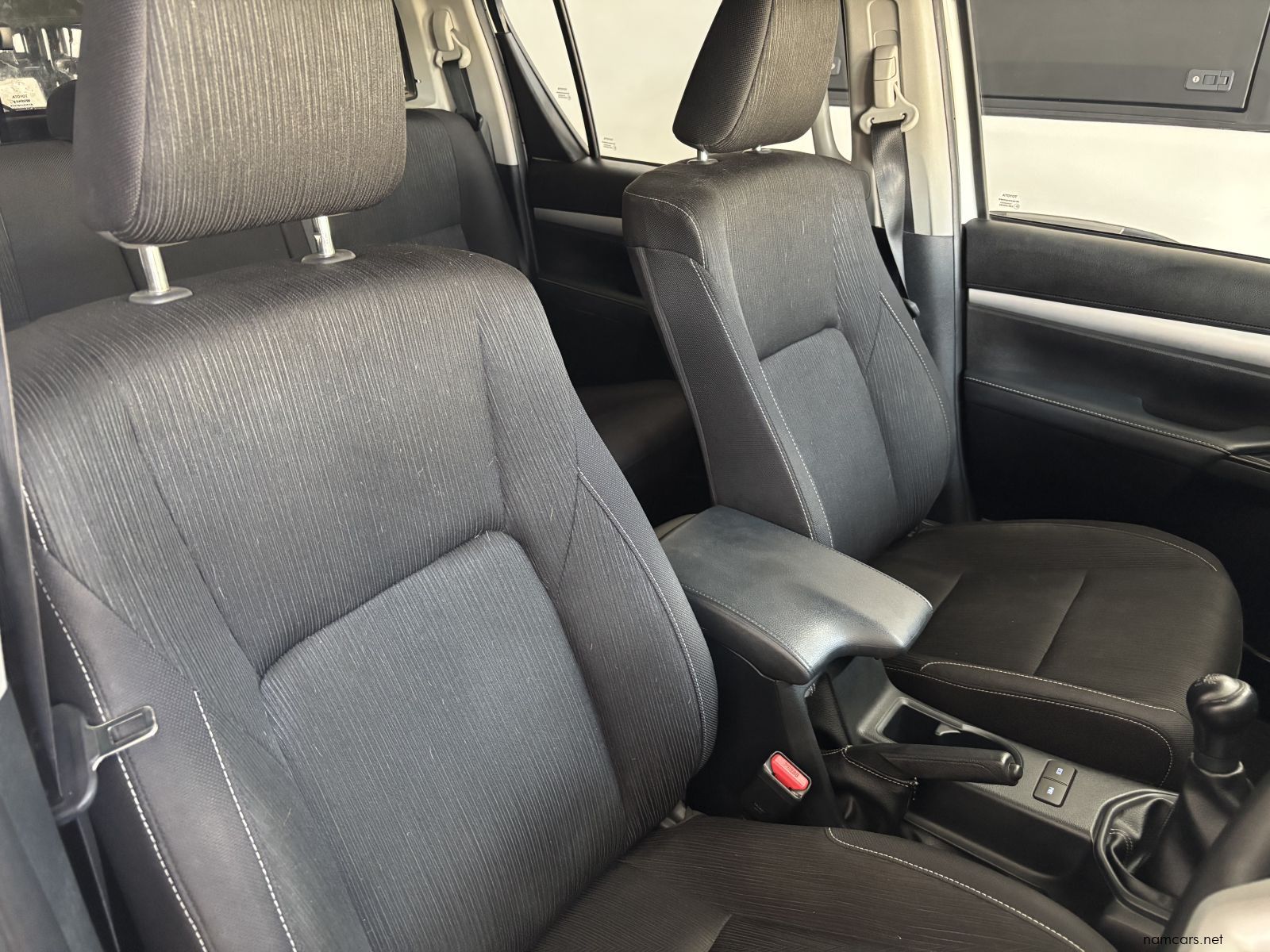 2024 Toyota Hilux D/cab 2.4 M/t 2x4 photo