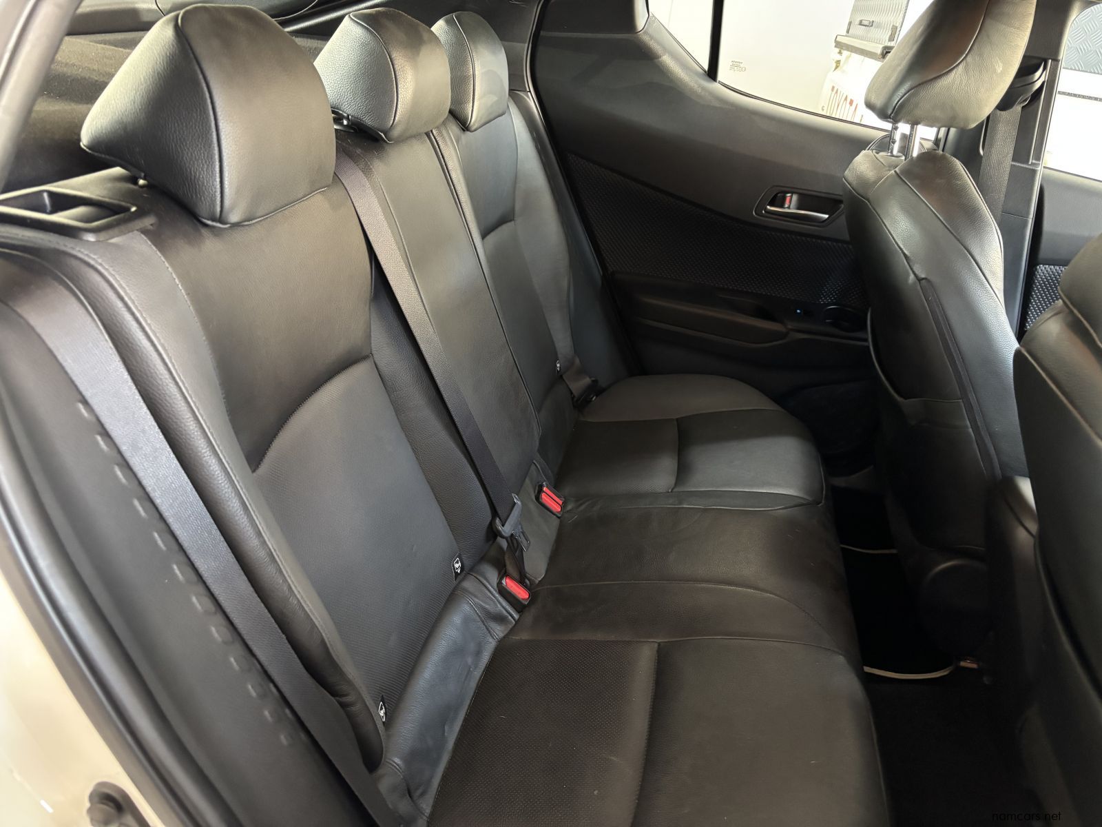 2018 Toyota CHR 1.2 Plus CVT photo
