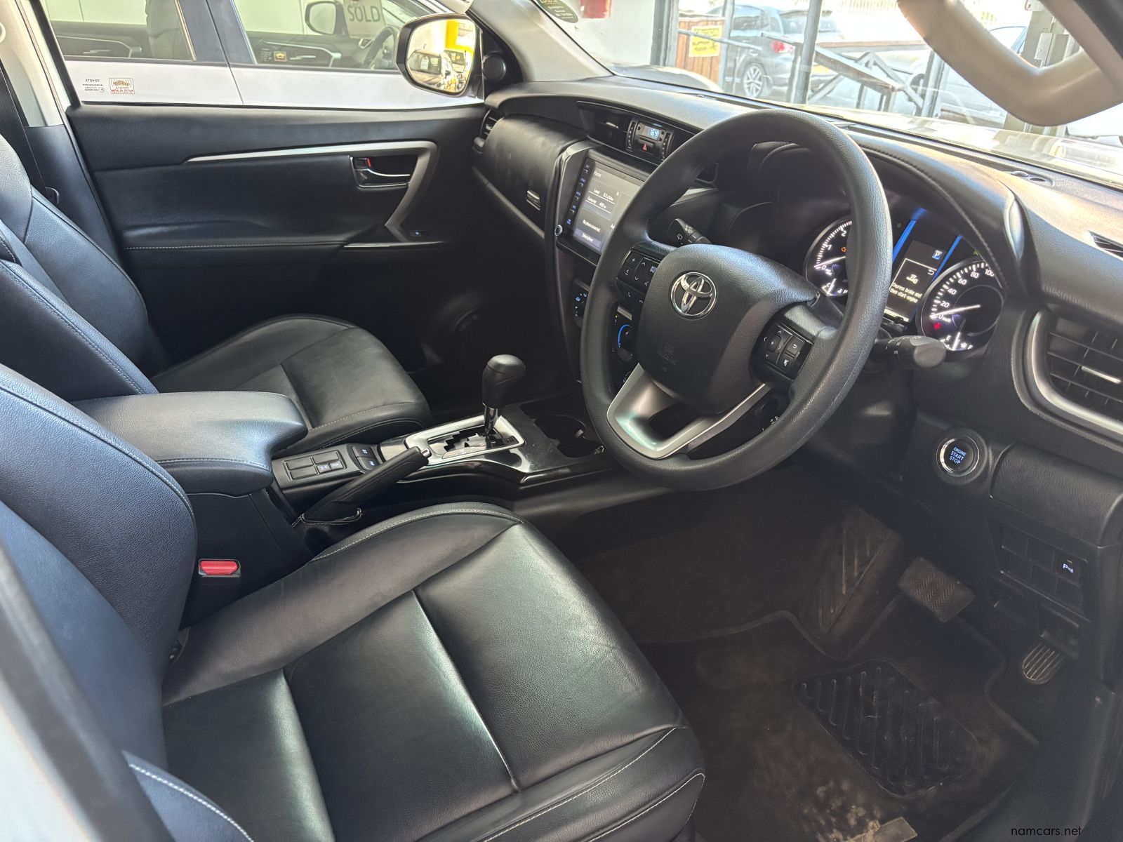 2025 Toyota Fortuner 2.4 4x4 A/t photo