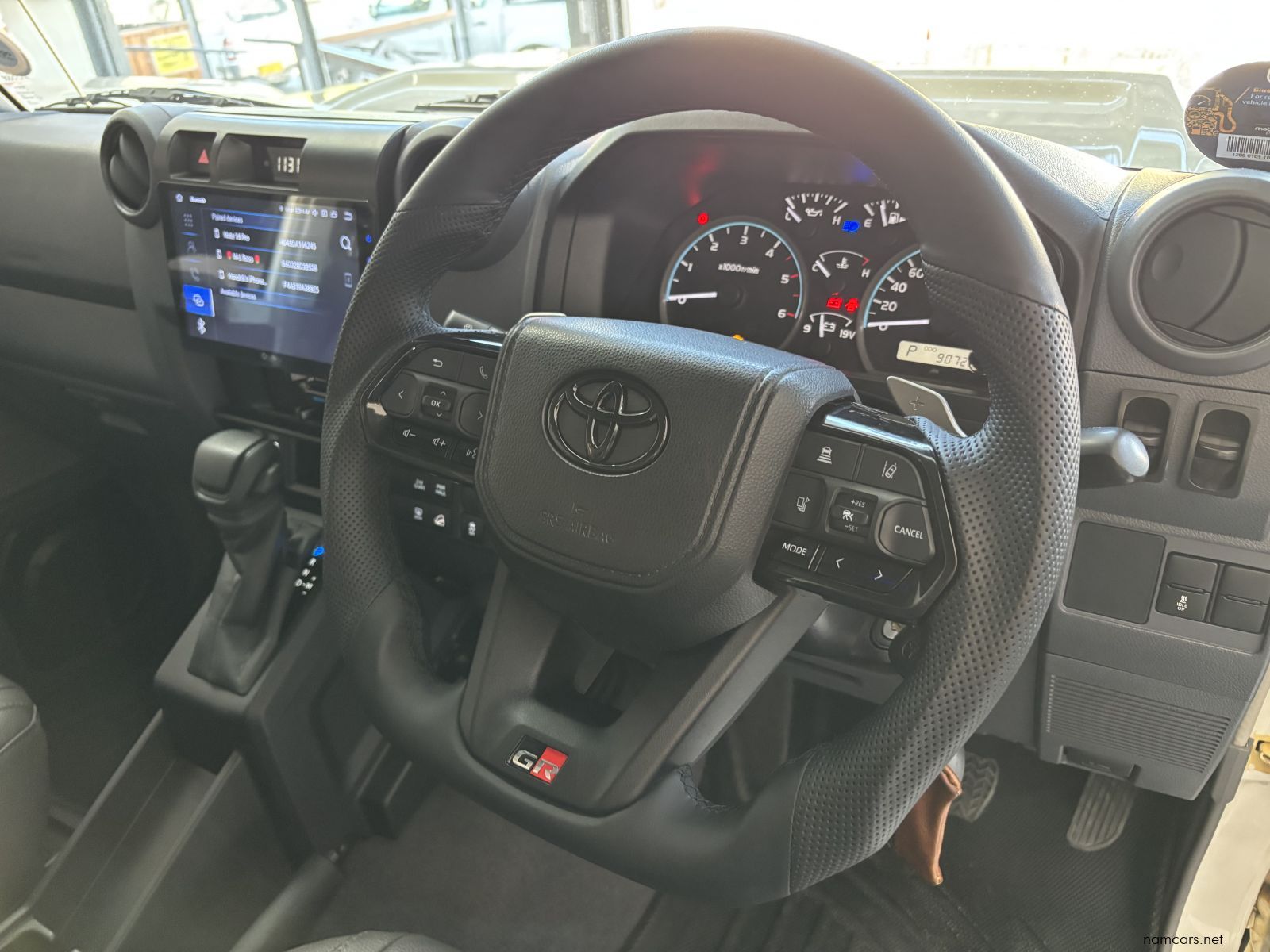2025 Toyota Land Cruiser 76 series 2.8 Gd6 Vx A/t photo
