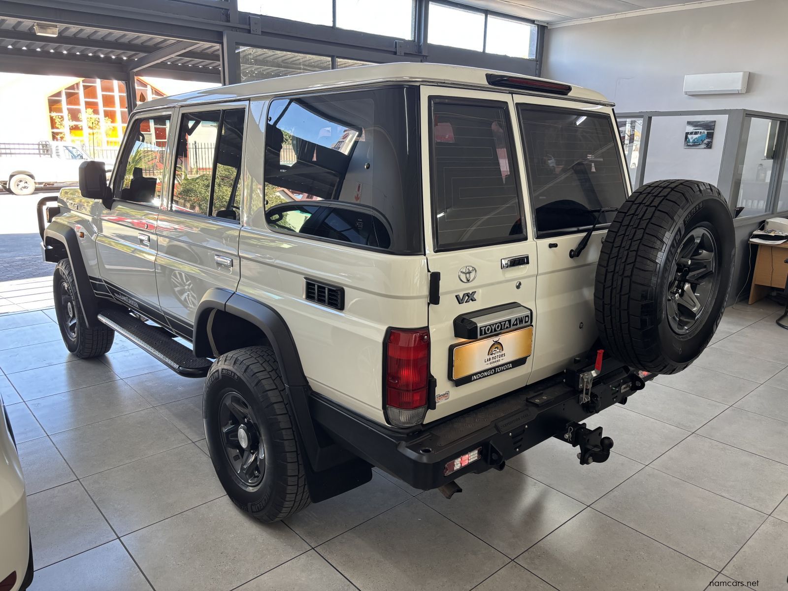 2025 Toyota Land Cruiser 76 series 2.8 Gd6 Vx A/t photo