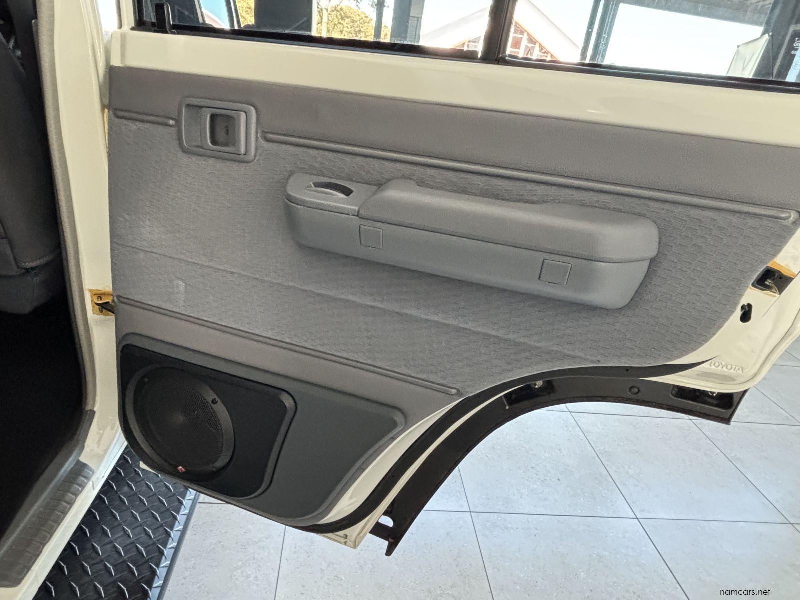 2025 Toyota Land Cruiser 76 series 2.8 Gd6 Vx A/t photo