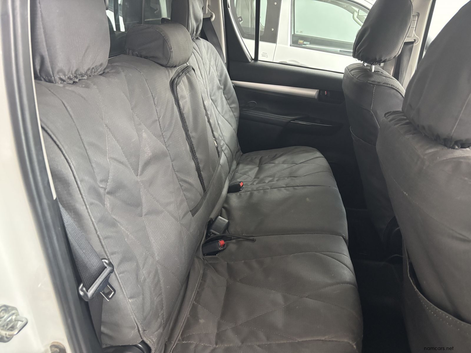 2022 Toyota Hilux 2.4 R/B D/cab 2x4 M/t photo