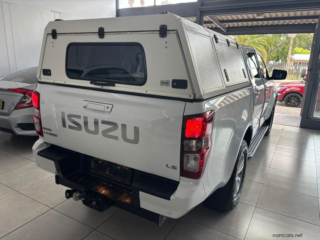2023 Isuzu D Max 1.9 LS D/cab 2x4 M/t photo