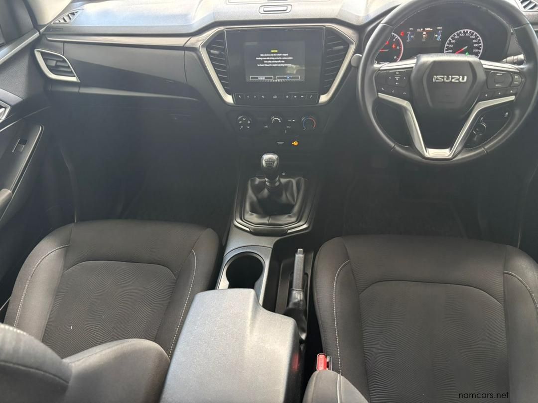 2023 Isuzu D Max 1.9 LS D/cab 2x4 M/t photo