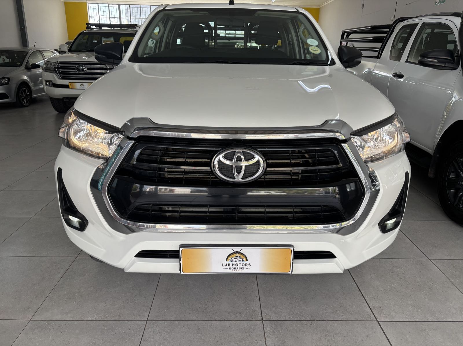 2022 Toyota Hilux Ex/cab 2.4 Raider M/t pictures