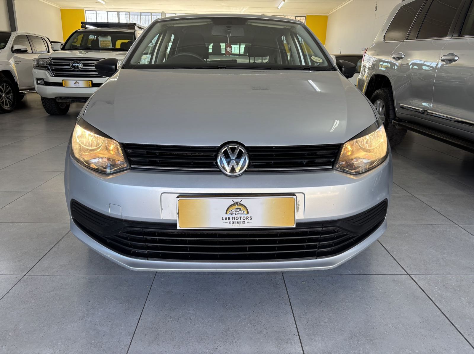 2017 Volkswagen Polo Tsi 1.2 Trendline M/t pictures