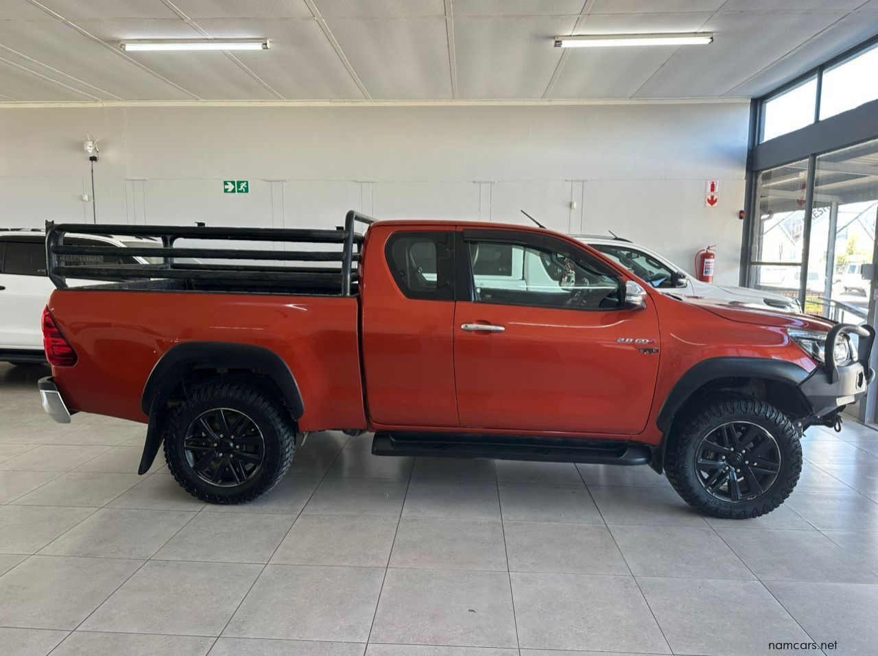 2020 Toyota Raider Ex/cab 4x4 A/t 2.8 pictures
