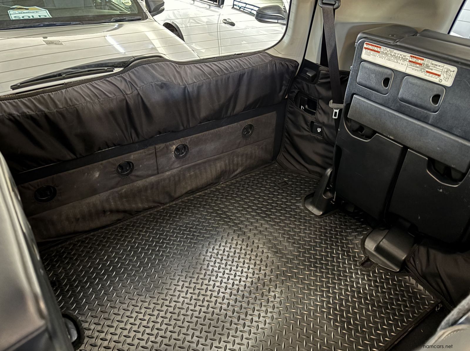 2019 Toyota Land Cruiser VX R 200 4.5 V8 pictures
