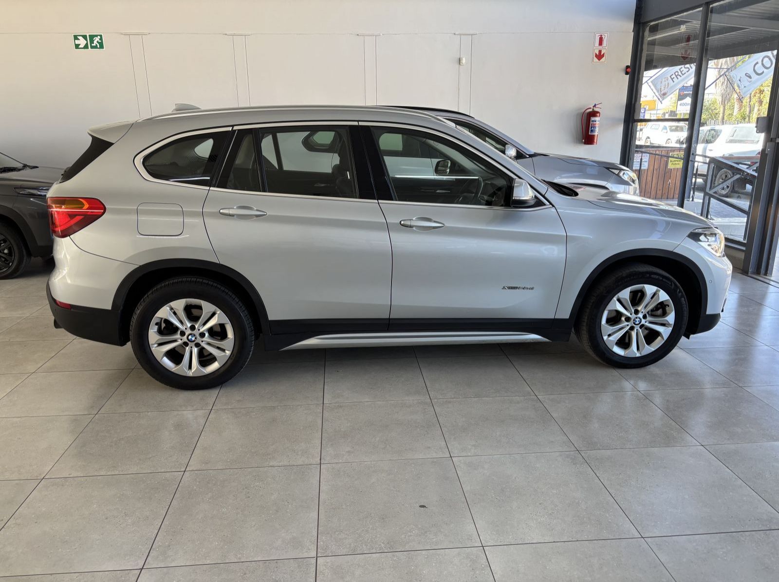 2016 BMW X1 2.0 Diesel A/t Xdrive pictures