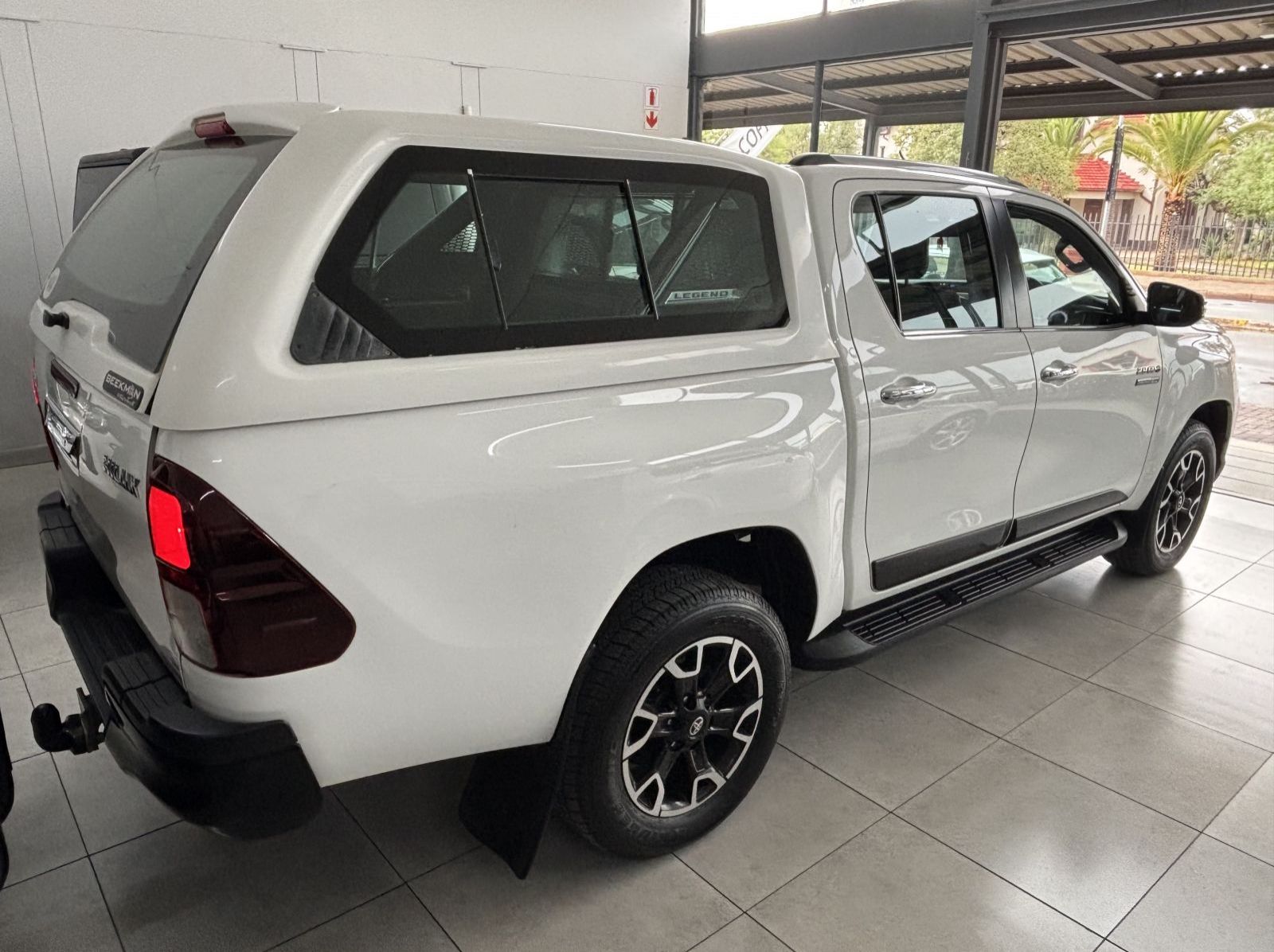 2020 Toyota Hilux Legend 50 D/cab 2x4 M/t 2.8 pictures