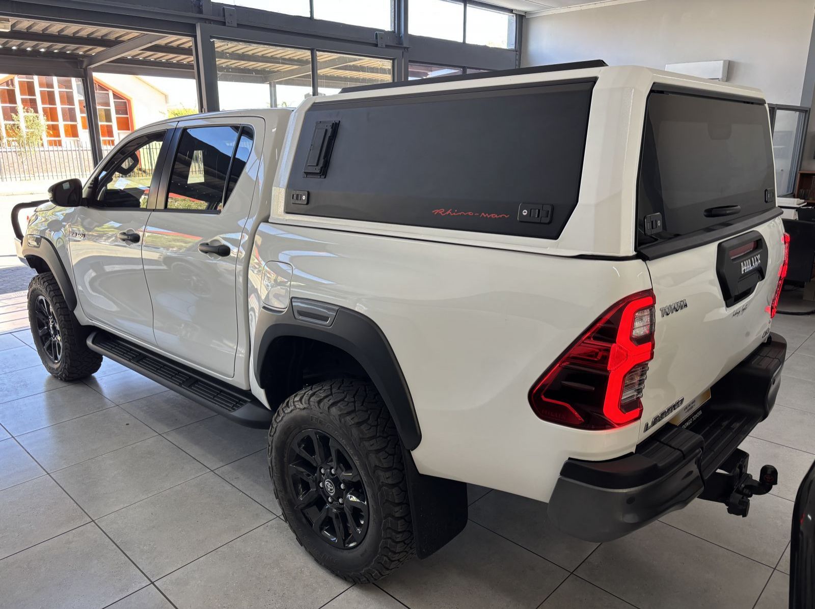 2025 Toyota Toyota Hilux Legend RS D/cab 4x4 A/t 2.8 pictures