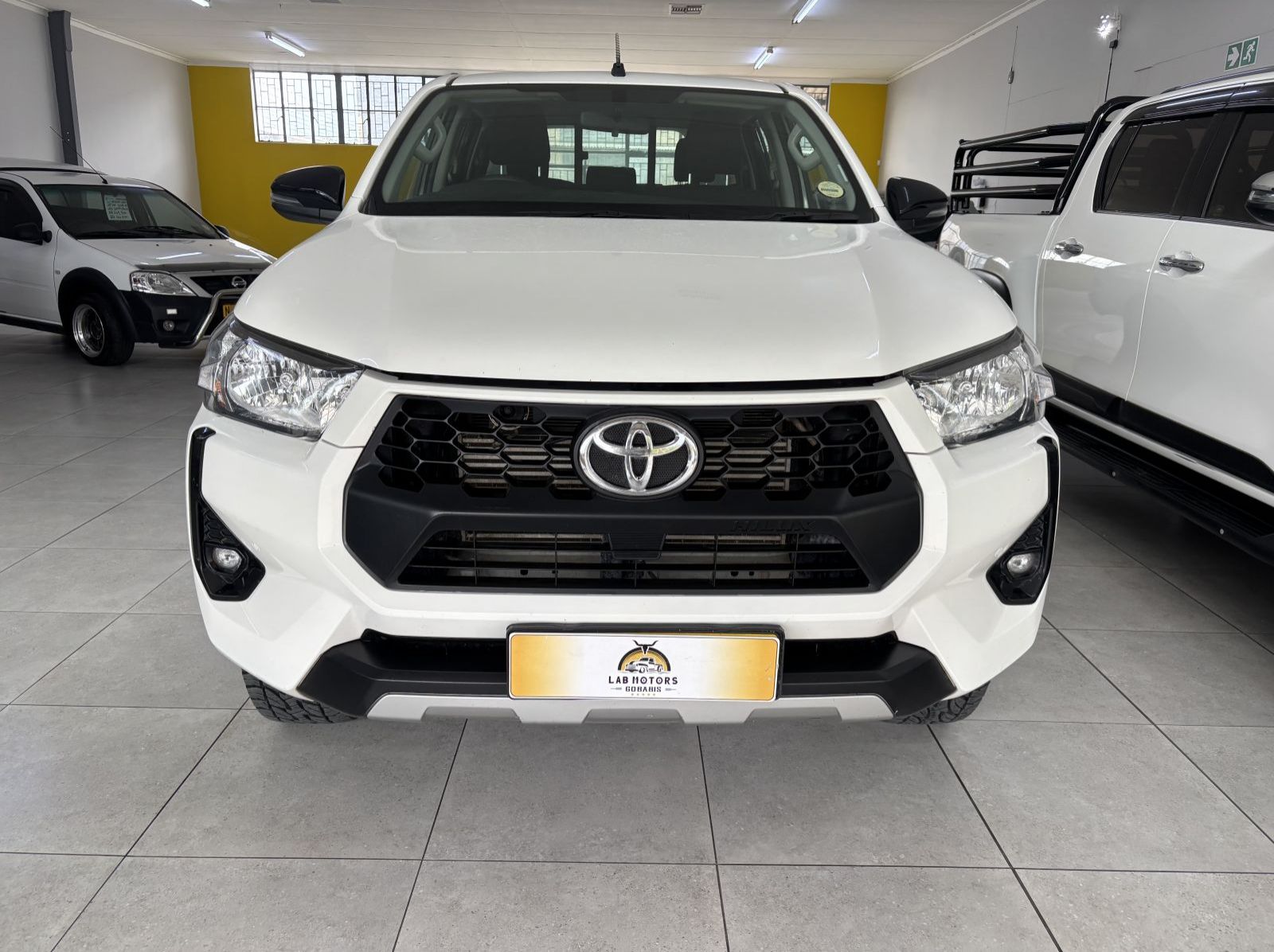 2024 Toyota Hilux 2.4 4x4 Raider D/cab A/t pictures