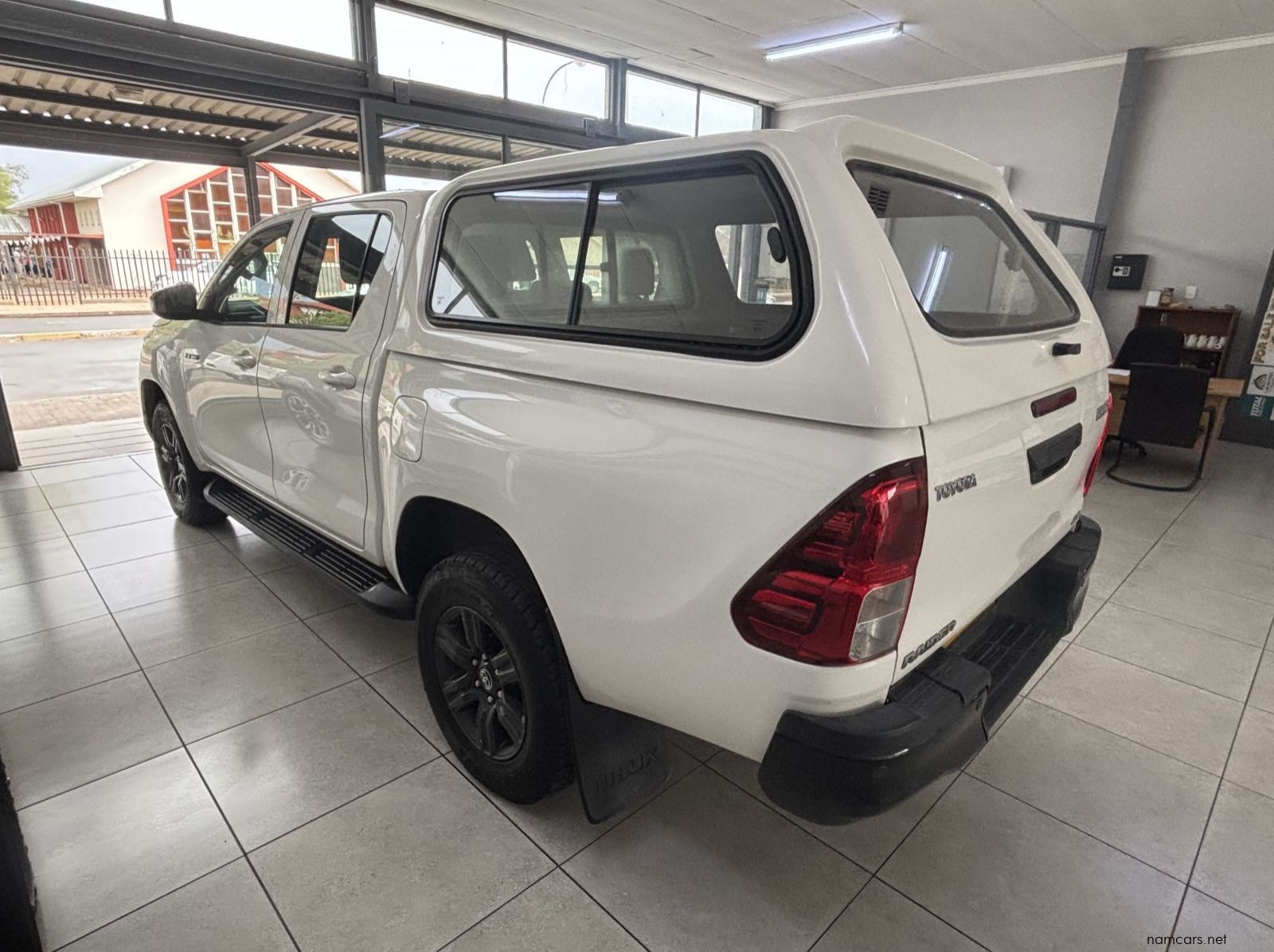 2024 Toyota Hilux 2.4 4x4 Raider D/cab A/t pictures