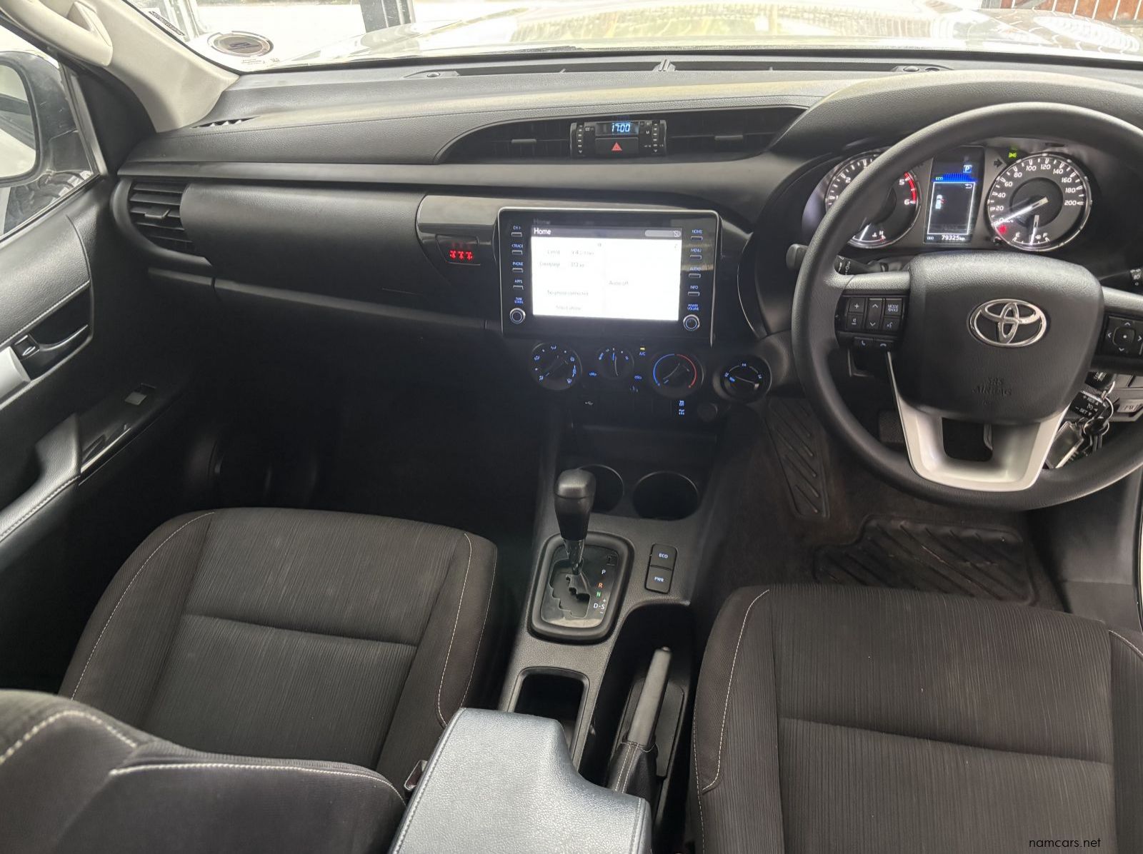2024 Toyota Hilux 2.4 4x4 Raider D/cab A/t pictures