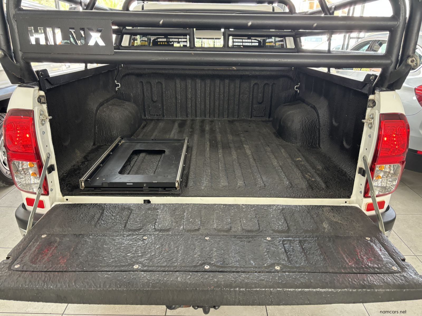 2023 Toyota Hilux 2.4 D/cab 4x4 A/t pictures