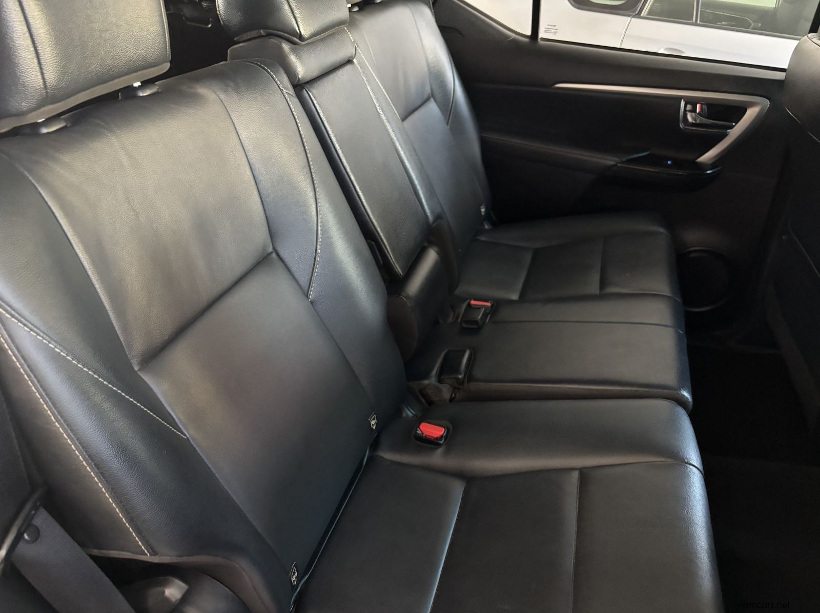 2025 Toyota Fortuner 2.4 4x4 A/t pictures