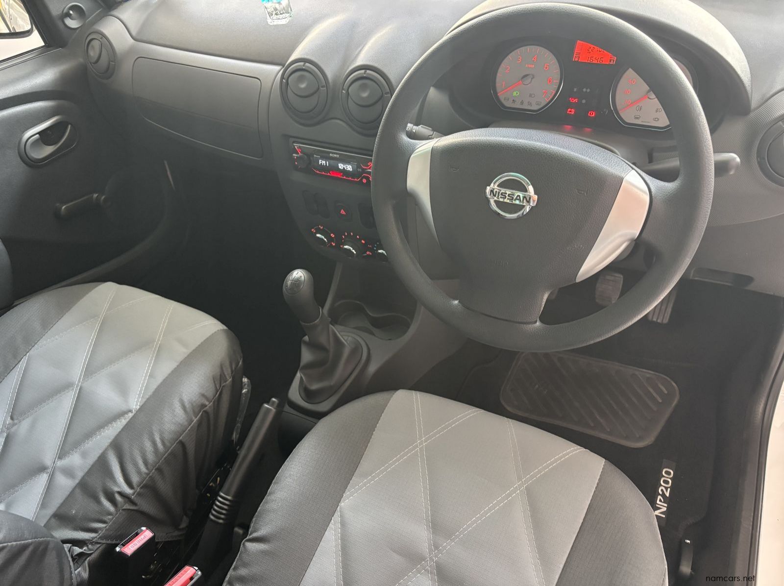 2023 Nissan NP 200 s/cab Safety pack A/C pictures