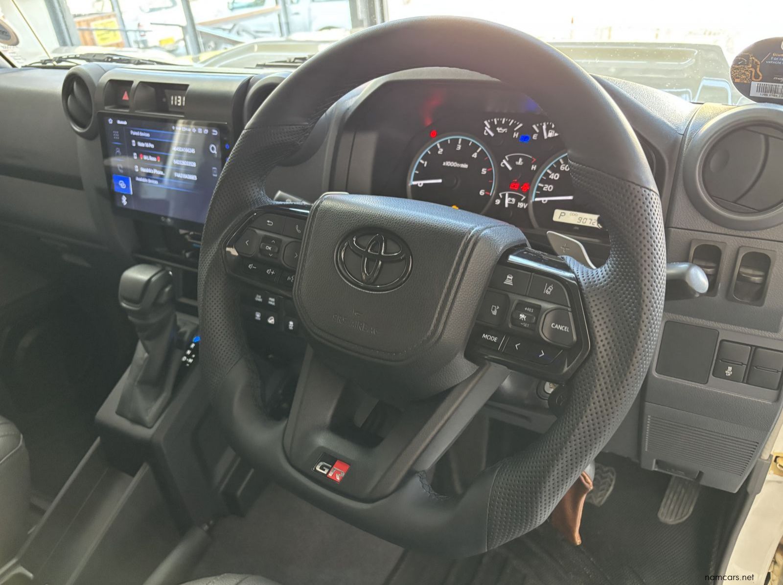 2025 Toyota Land Cruiser 76 series 2.8 Gd6 Vx A/t pictures