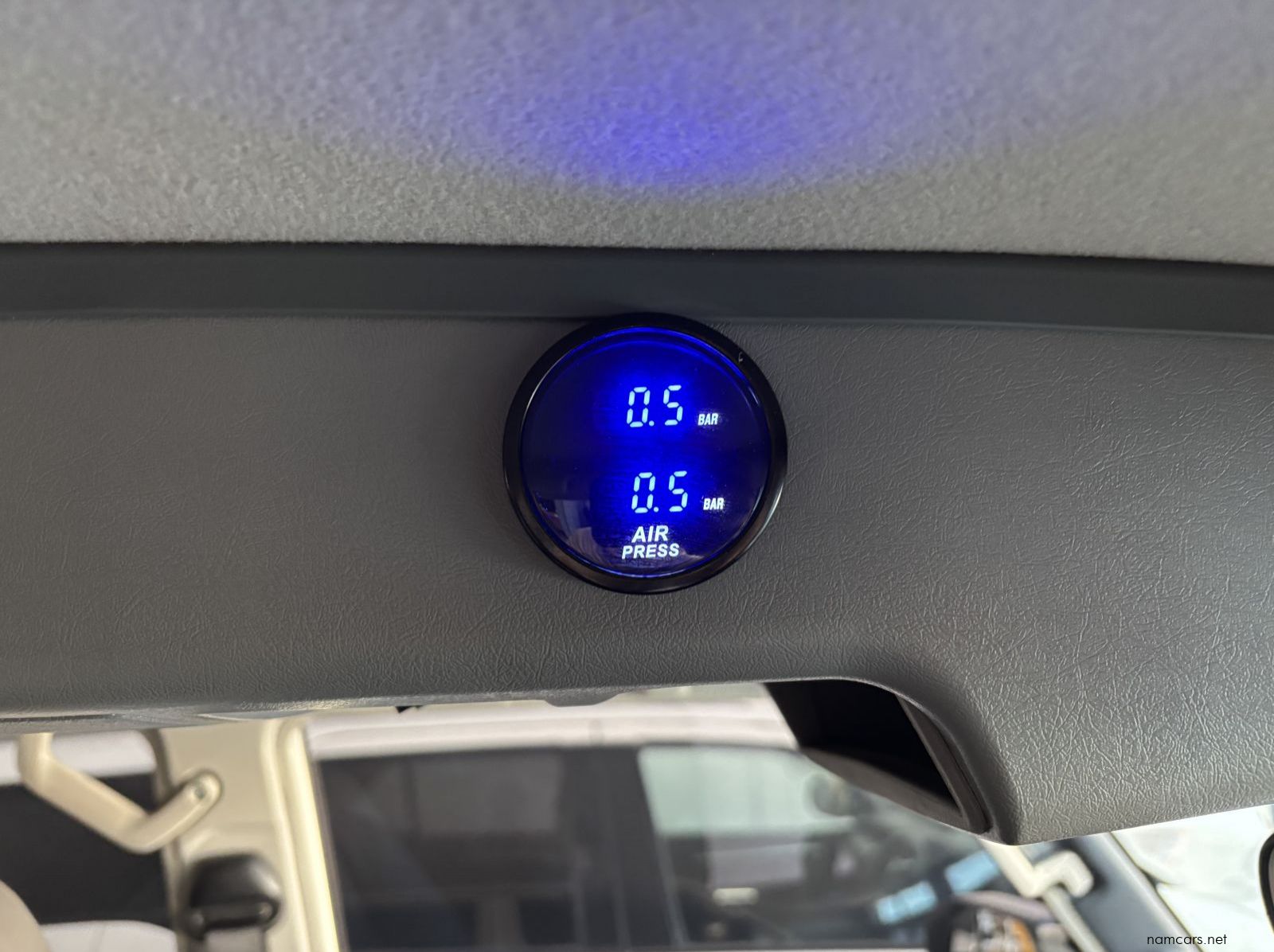 2025 Toyota Land Cruiser 76 series 2.8 Gd6 Vx A/t pictures