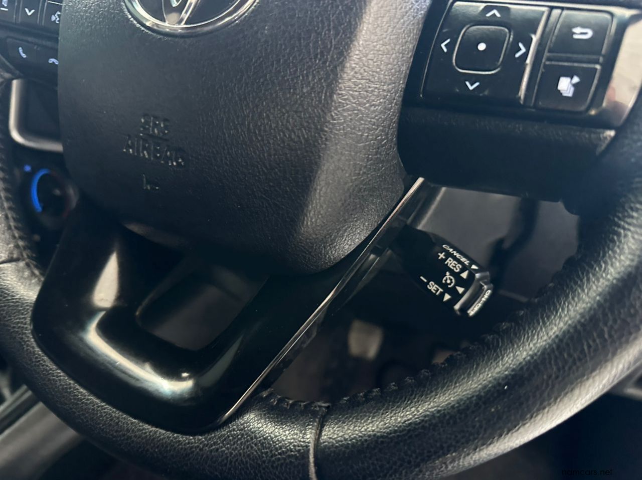 2021 Toyota Hilux Legend 2.8 Ex/cab 2x4 M/t pictures