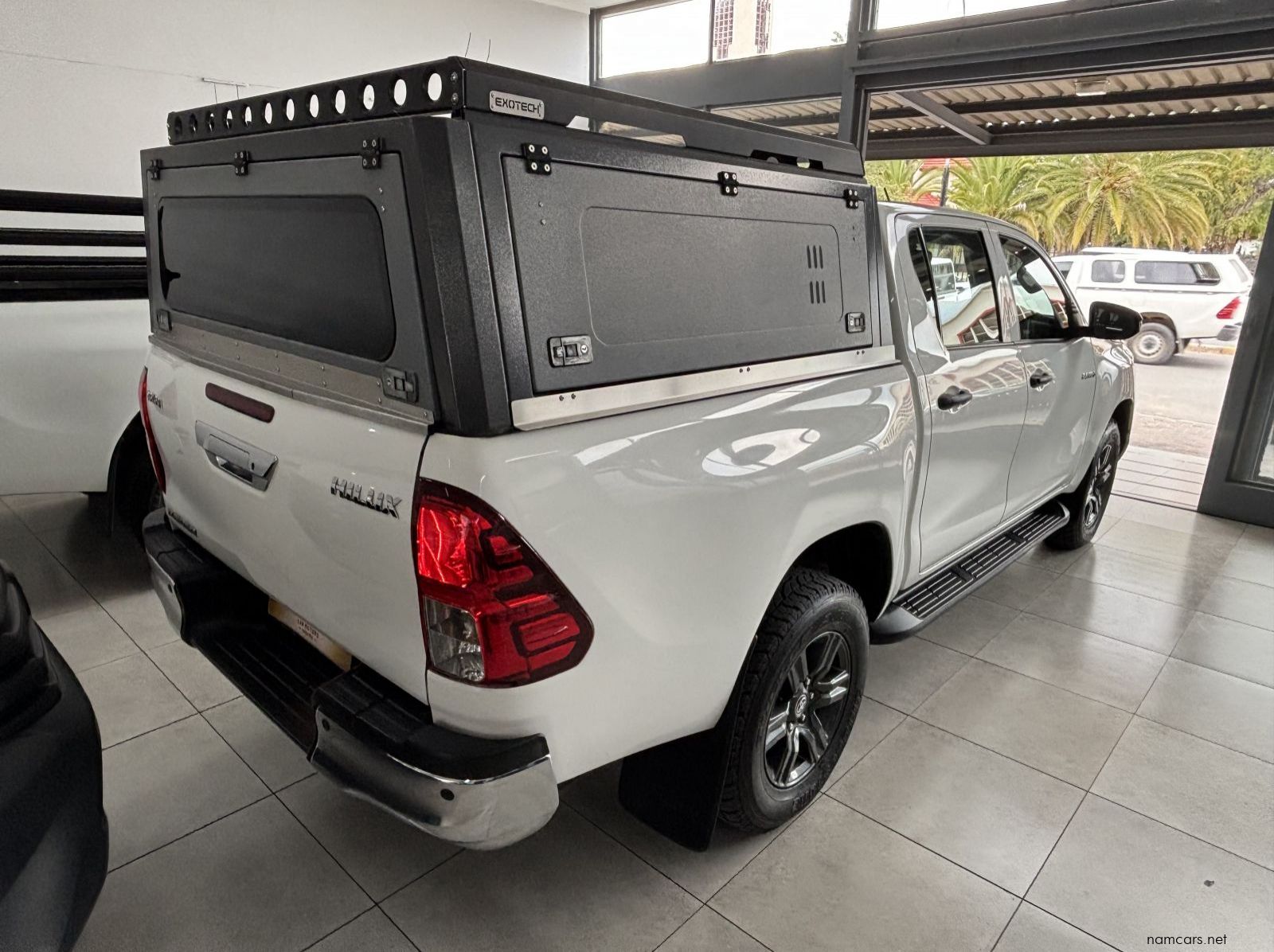 2022 Toyota Hilux 2.4 R/B D/cab 2x4 M/t pictures