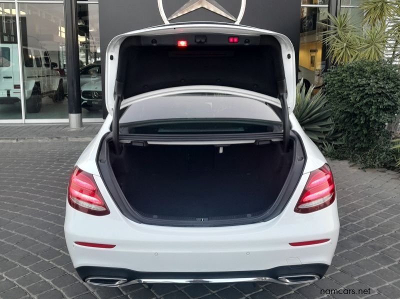 2017 Mercedes-Benz E350d AMG pictures