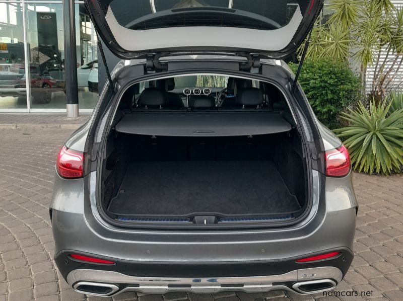 2023 Mercedes-Benz GLC300d AMG pictures