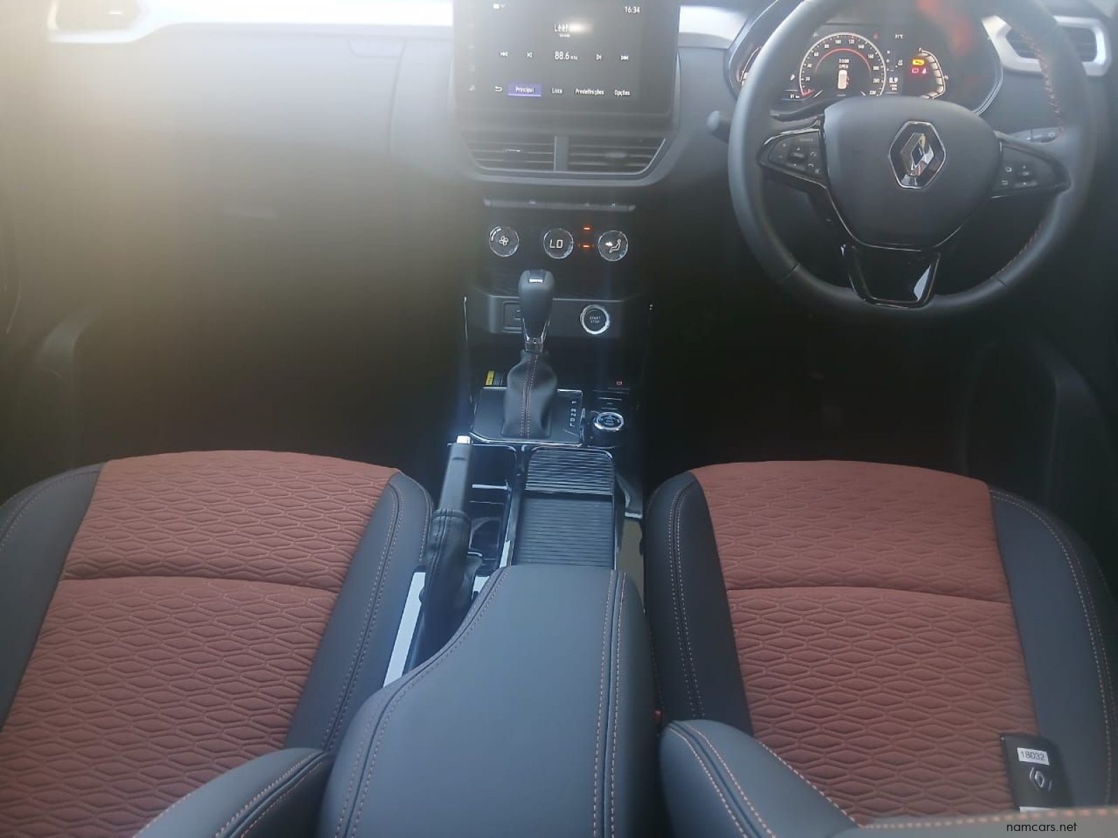 2024 Renault Kiger 1.0T Intens Cvt photo