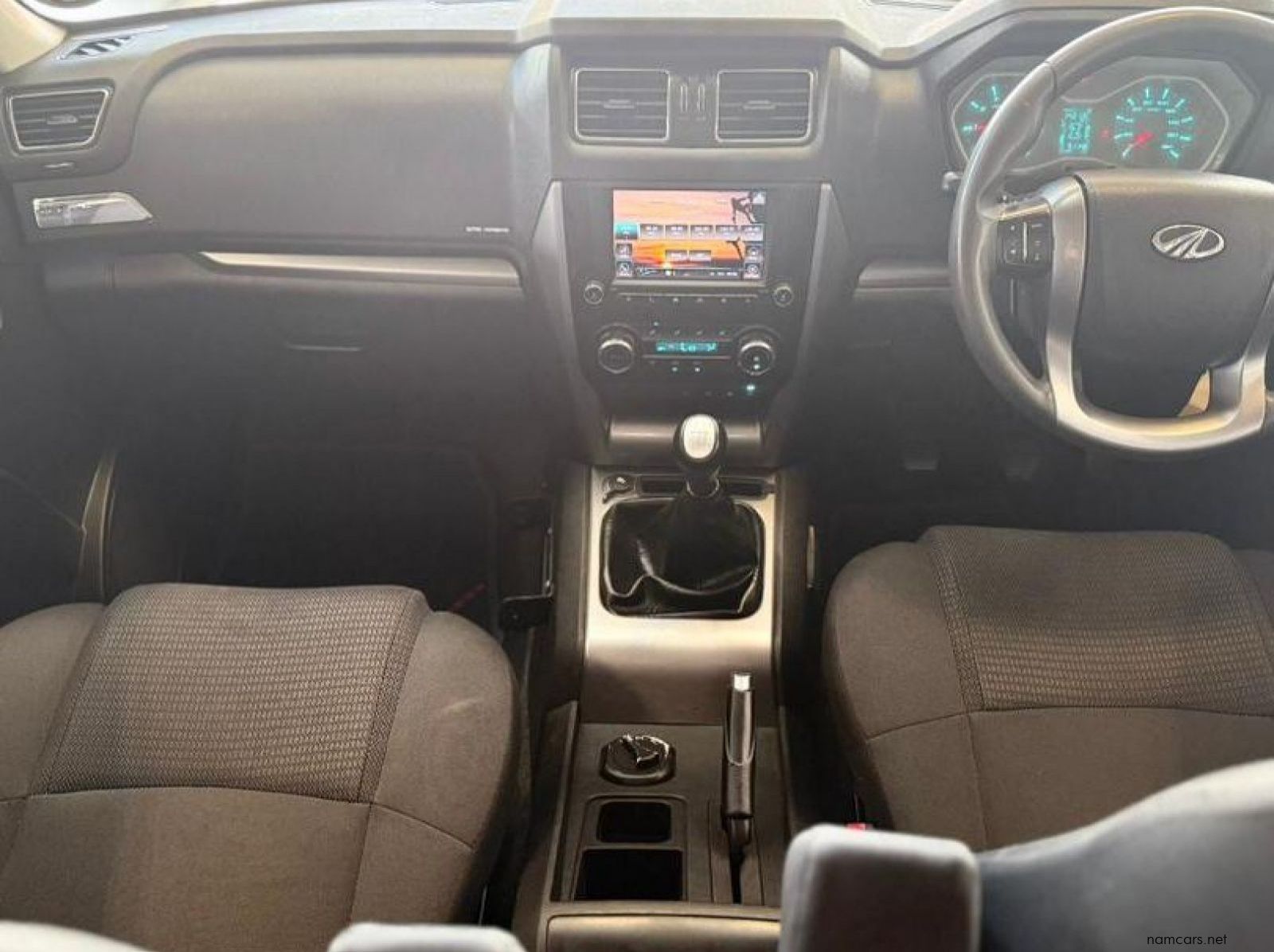 2022 Mahindra Pik Up 2.2 Mhawk S10 4x4 P/u D/c pictures