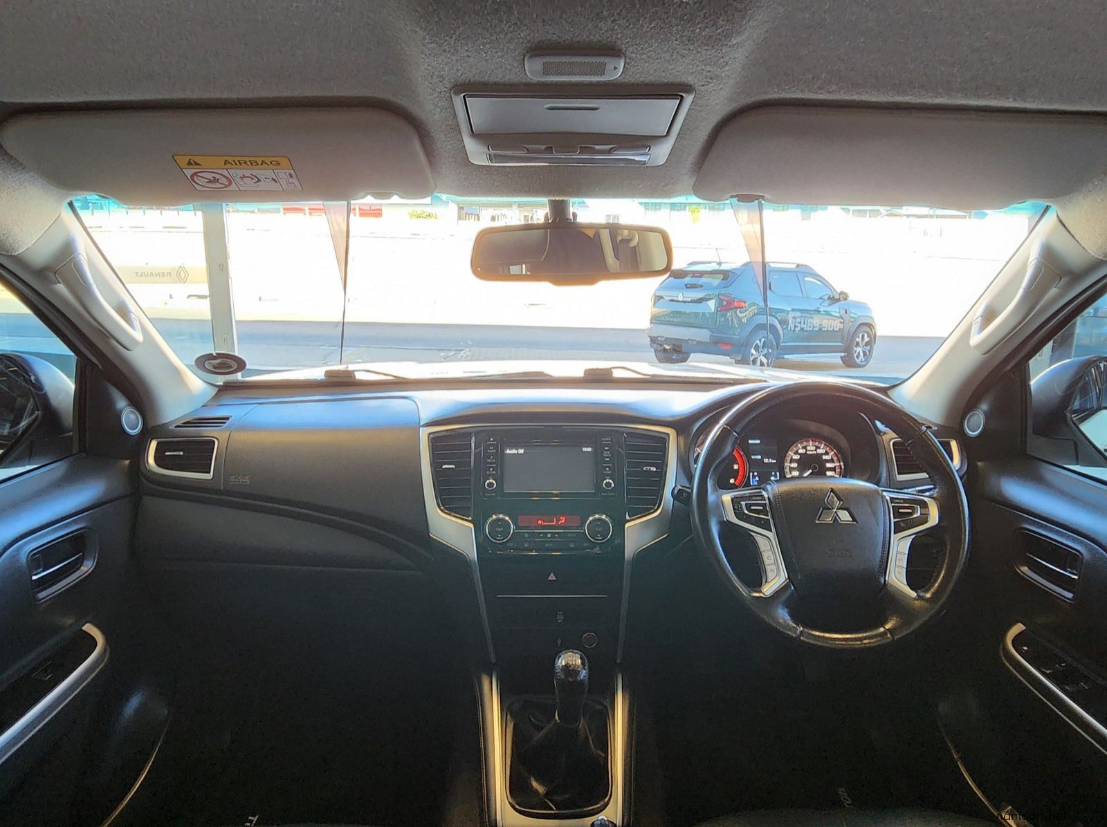 2021 Mitsubishi Triton 2.4 Di-dc 4x4 P/U D/C pictures