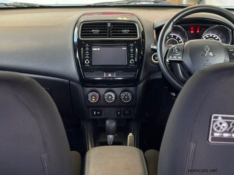 2023 Mitsubishi ASX 2.0 ES CVT pictures