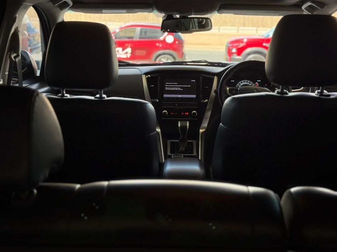 2022 Mitsubishi Pajero Sport 2.4d 4x4 Exceed A/t pictures