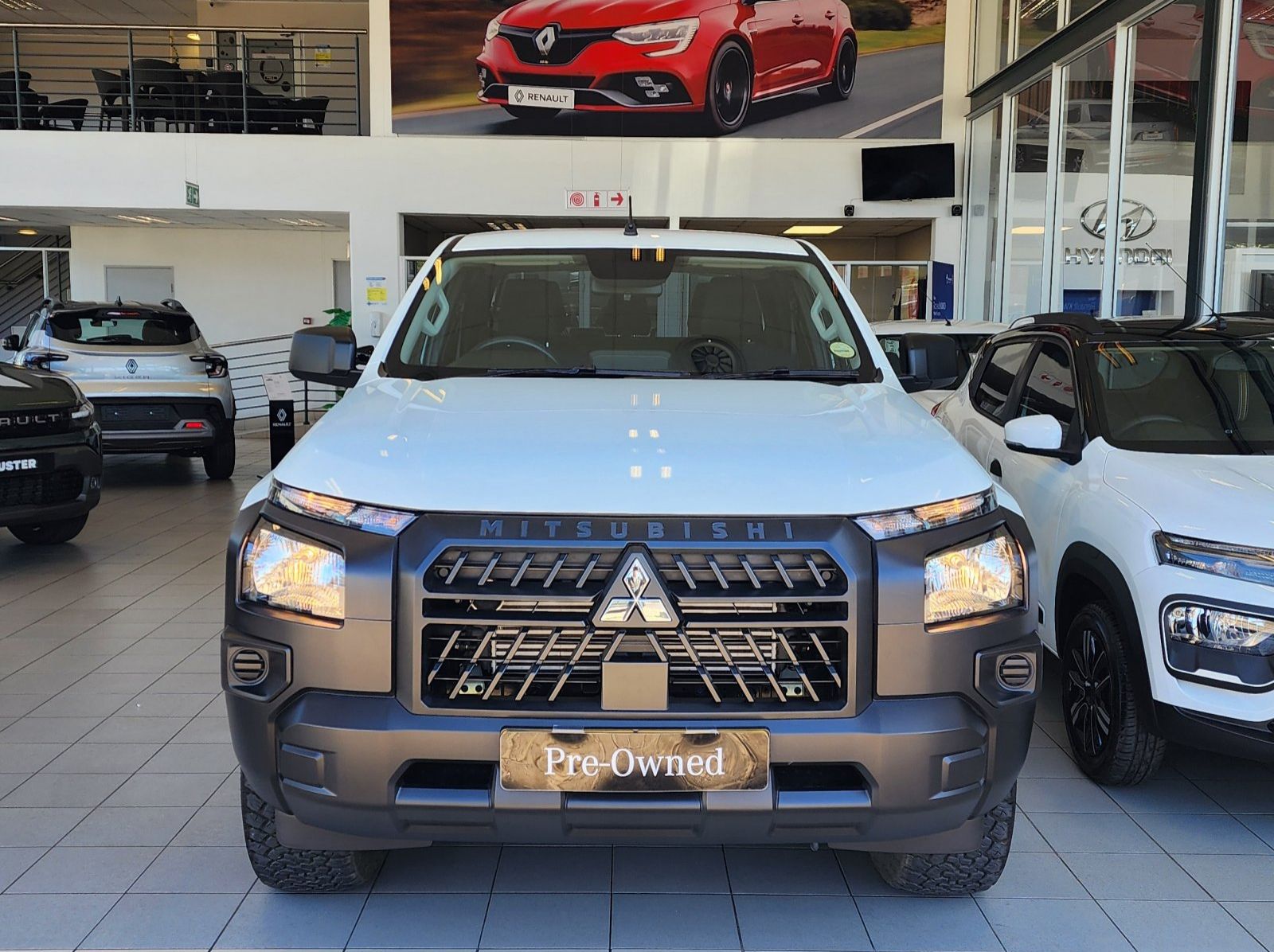2026 Mitsubishi TRITON 2.4 GL D/C 4X4 M/T pictures