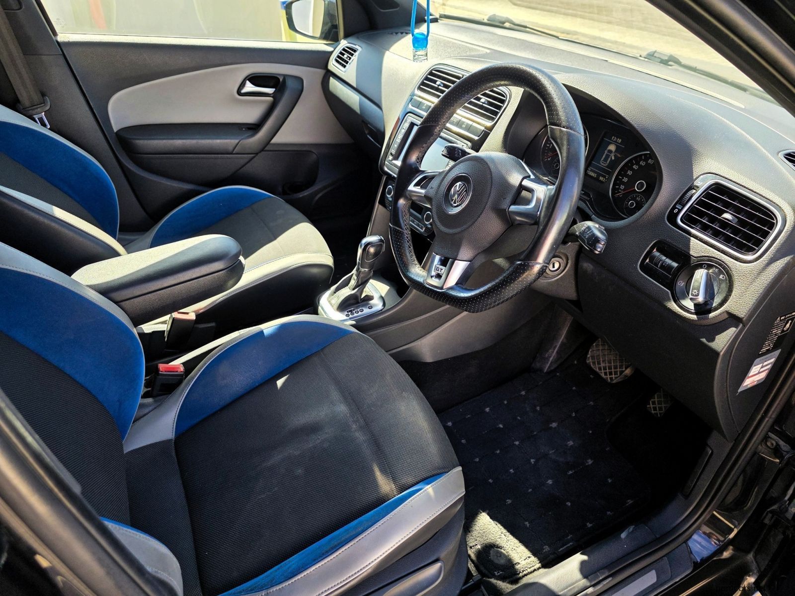 2014 Volkswagen POLO 1.4 GT BLUE MOTION DSG photo