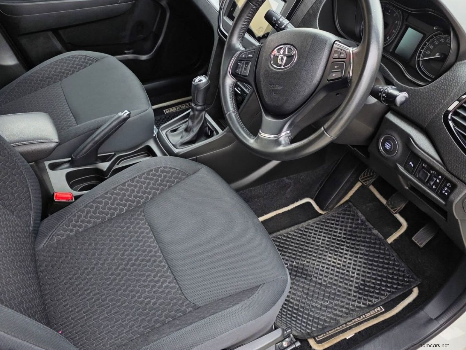 2022 Toyota Urban Cruiser 1.5XR M/T SUV photo