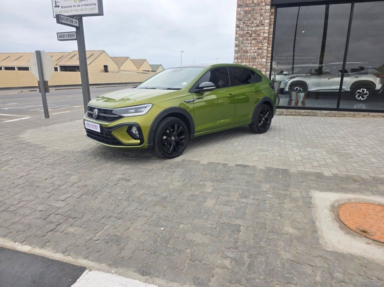 Used Volkswagen TAIGO 1.0TSI R-LINE DSG  for sale in Swakopmund, Namibia