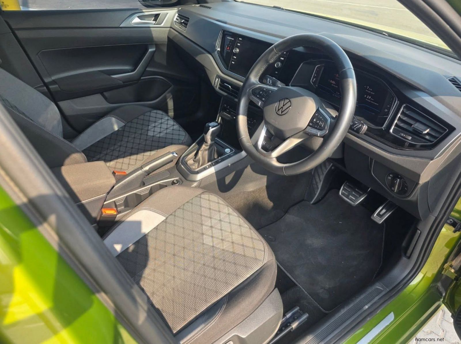 2024 Volkswagen TAIGO 1.0TSI R-LINE DSG pictures