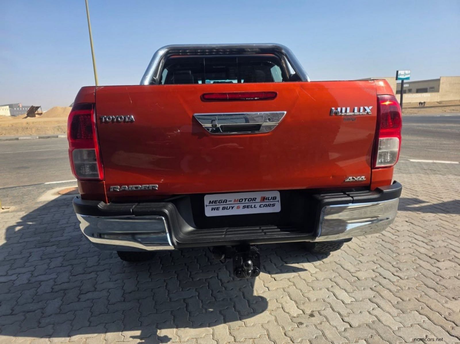 2019 Toyota HILUX RAIDER 4.0 V6 4X4 A/T P/U D/C pictures