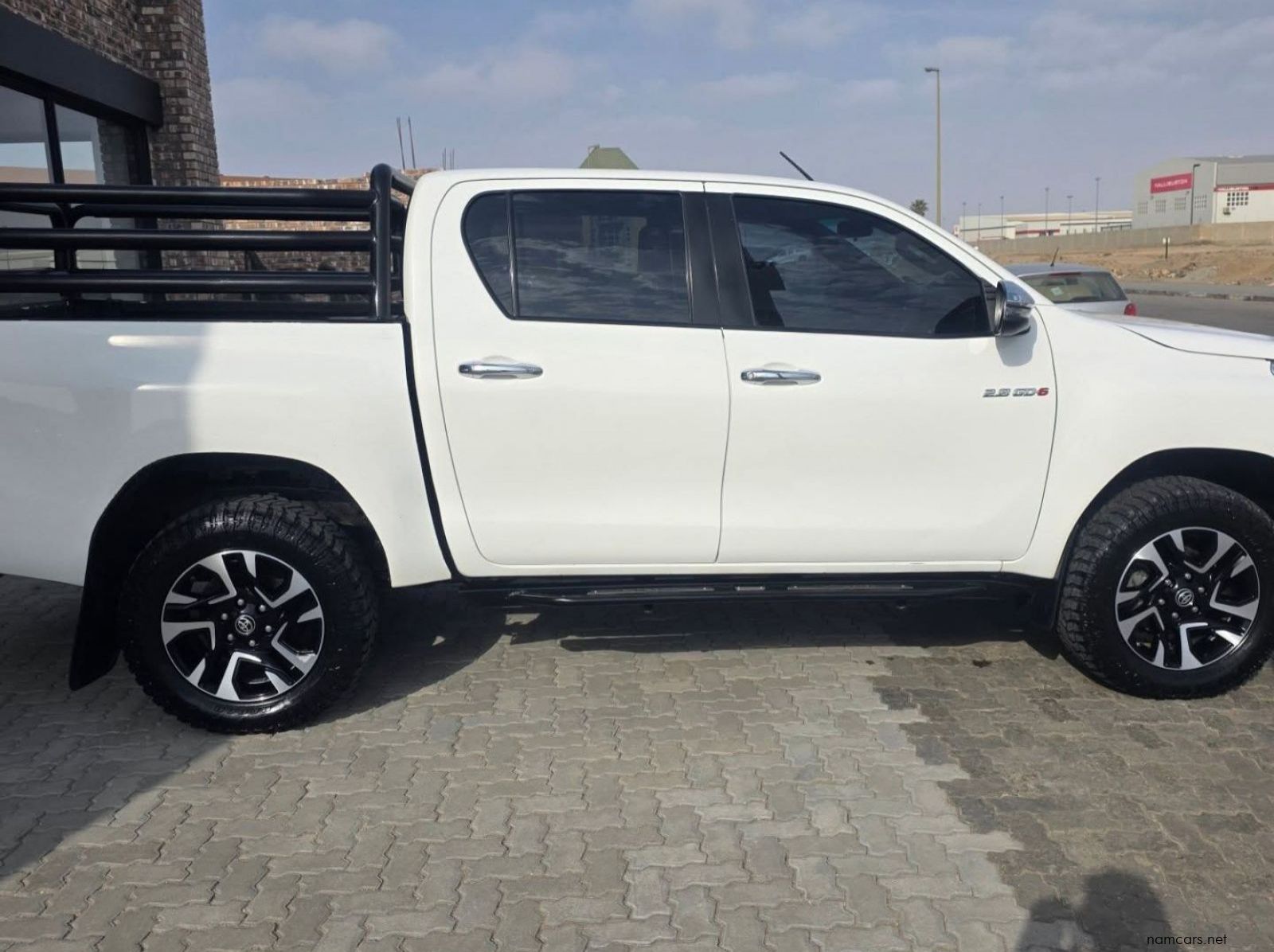 2019 Toyota HILUX RAIDER GD-6 2.8 4X4 A/T pictures
