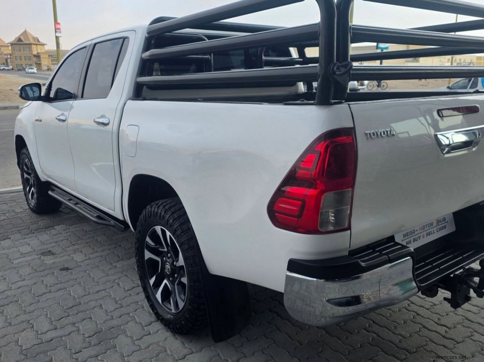 2019 Toyota HILUX RAIDER GD-6 2.8 4X4 A/T pictures