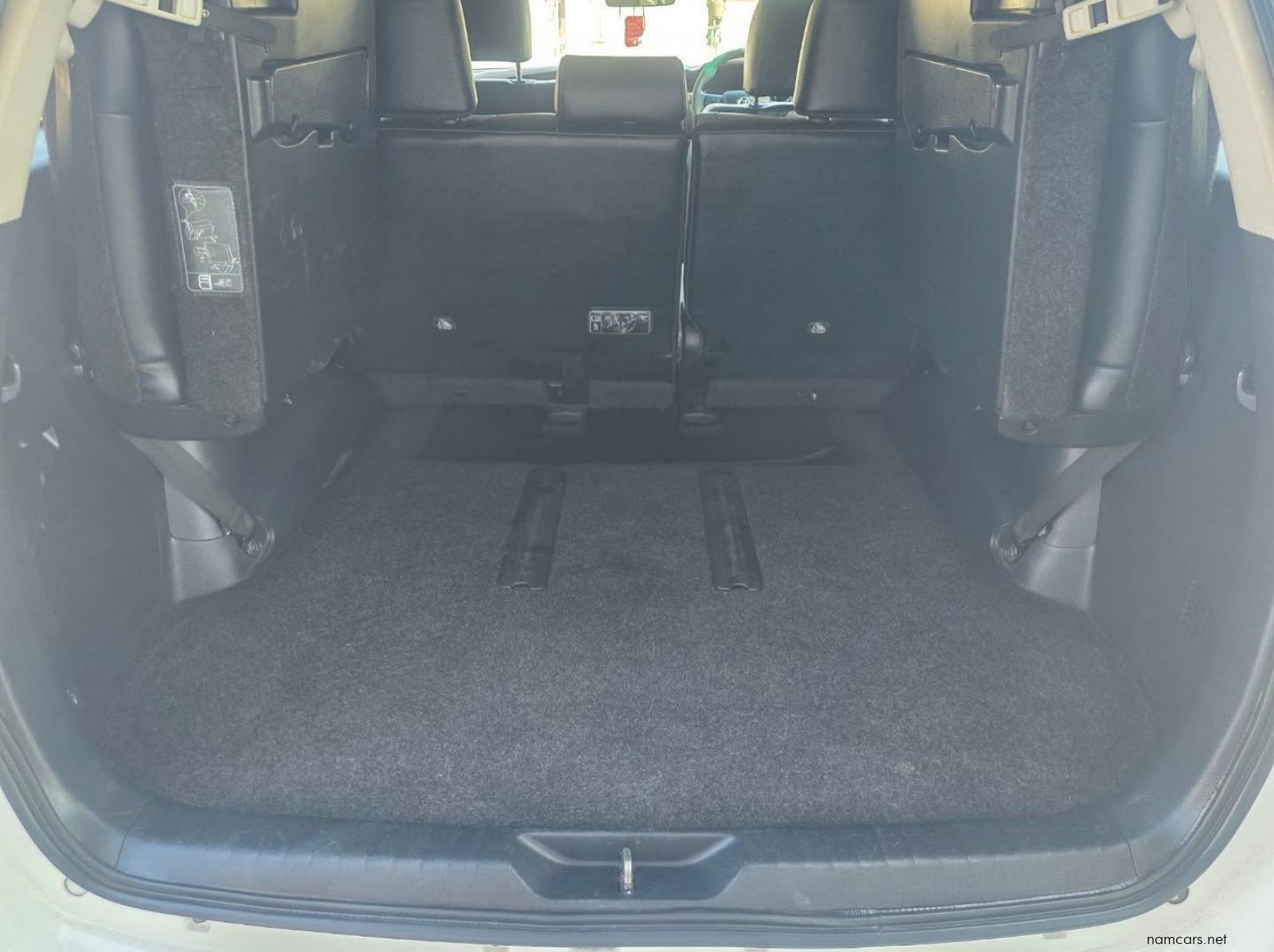 2021 Toyota FORTUNER GD-6 2.4 4X4 A/T pictures