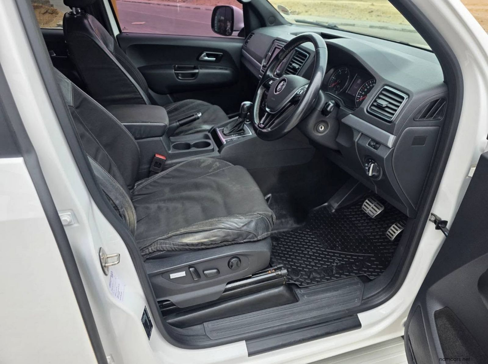 2022 Volkswagen AMAROK 3.0TDI H-LINE EXTREME 190KW 4MOTION A/T pictures