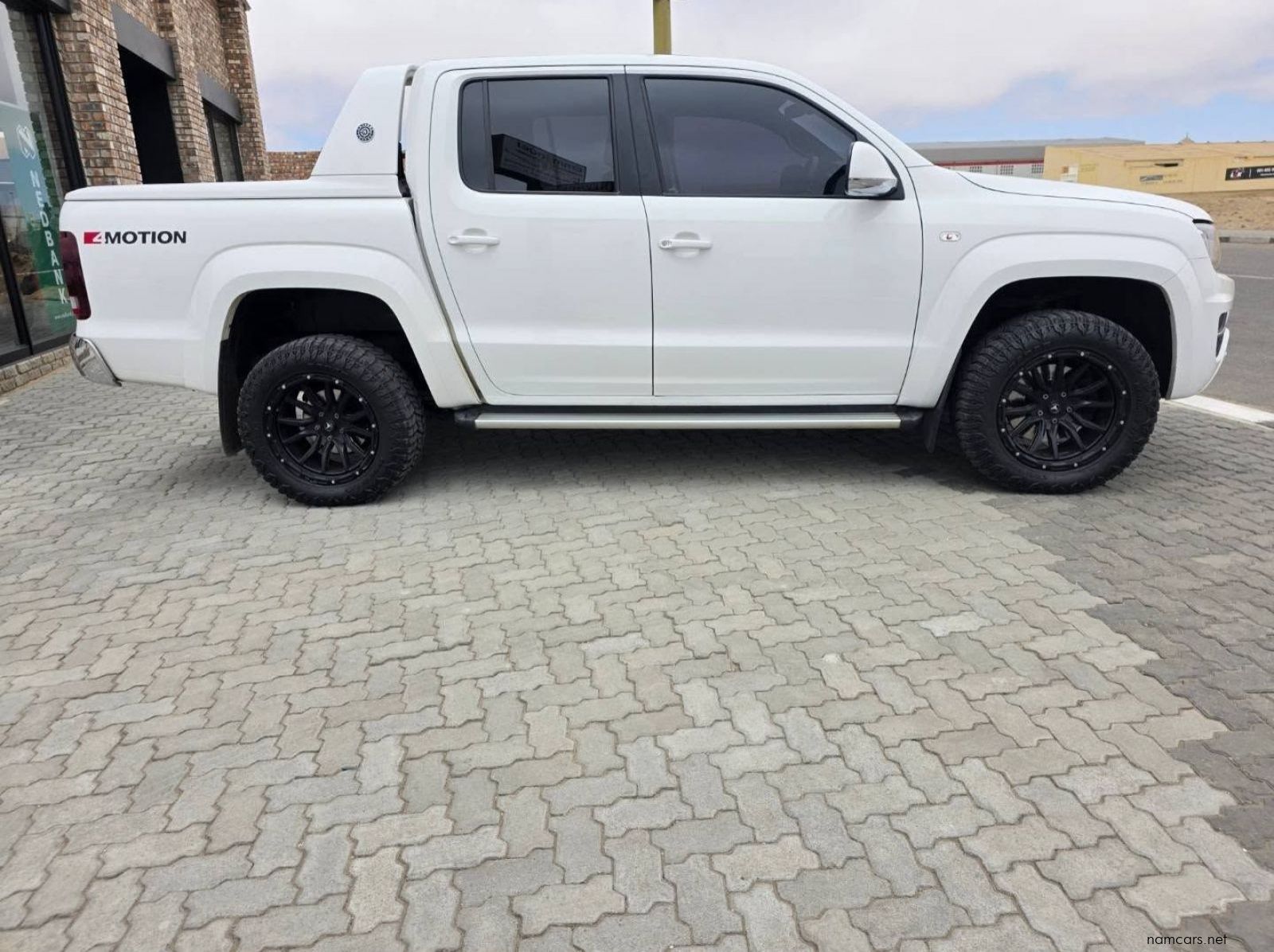 2022 Volkswagen AMAROK 3.0TDI H-LINE EXTREME 190KW 4MOTION A/T pictures