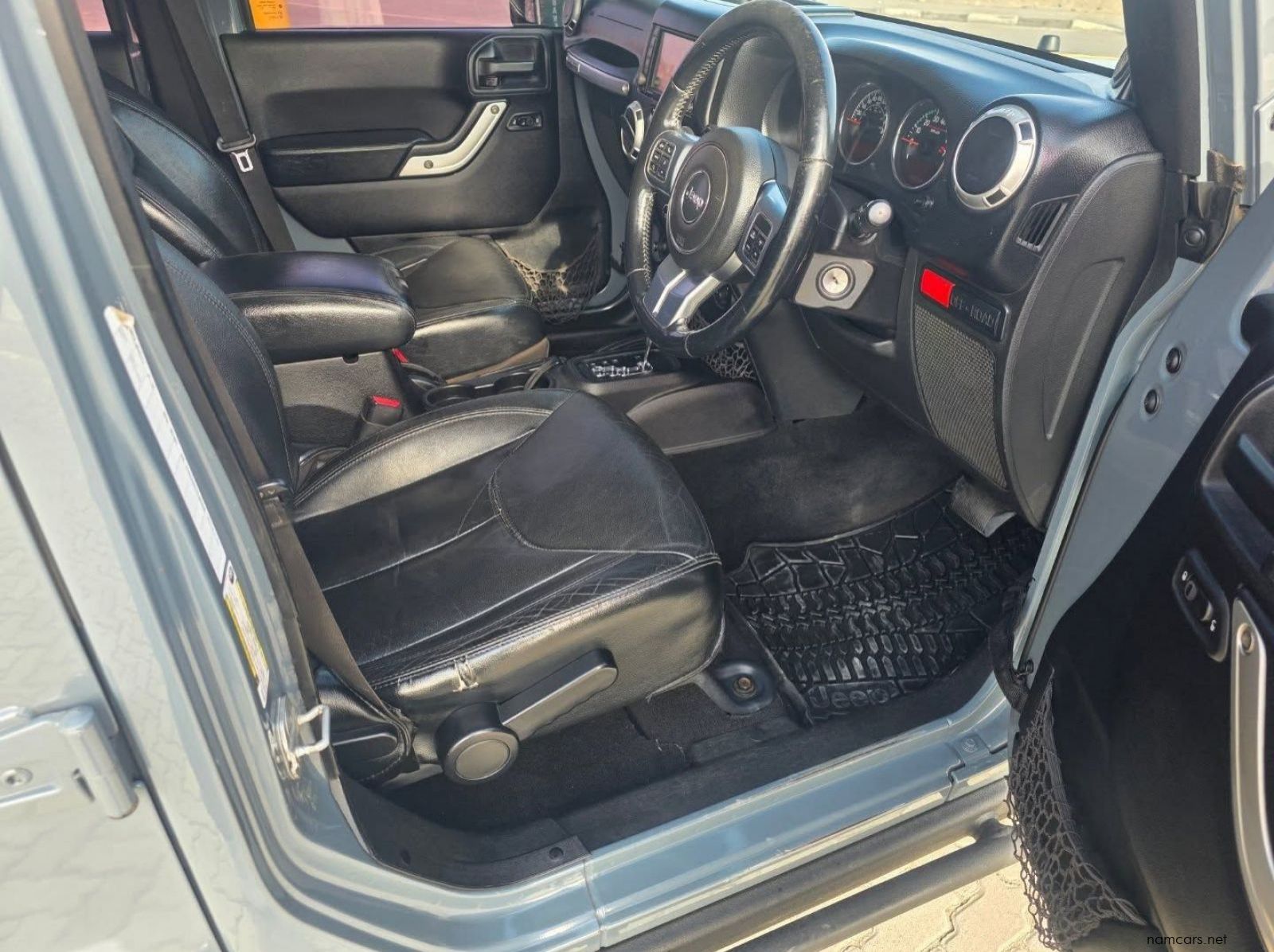 2013 Jeep WRANGLER UNLTD RUBICON 3.6 V6 4X4 A/T pictures