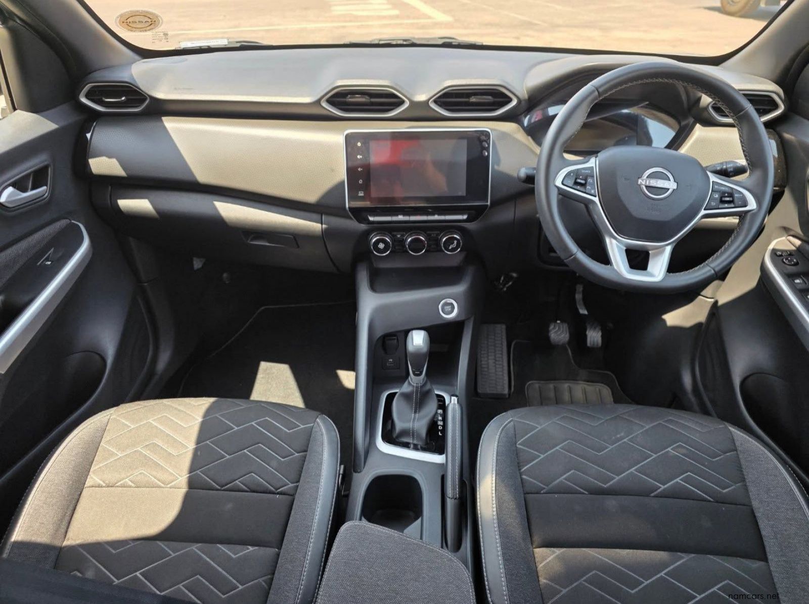2024 Nissan MAGNITE 1.0T ACENTA PLUS CVT pictures