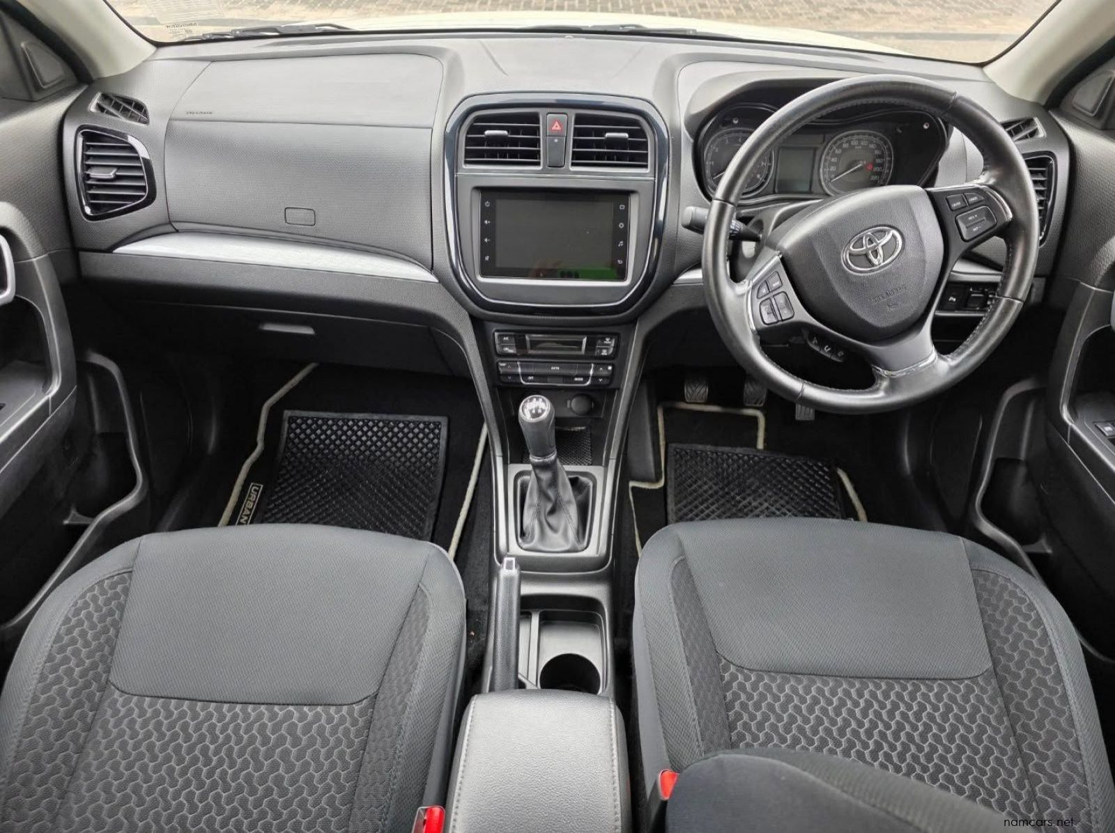 2022 Toyota Urban Cruiser 1.5XR M/T SUV pictures