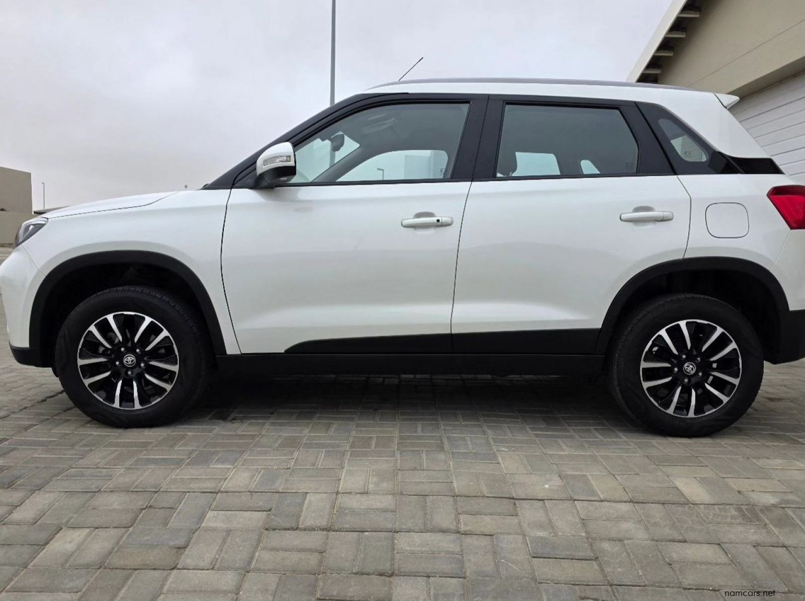 2022 Toyota Urban Cruiser 1.5XR M/T SUV pictures