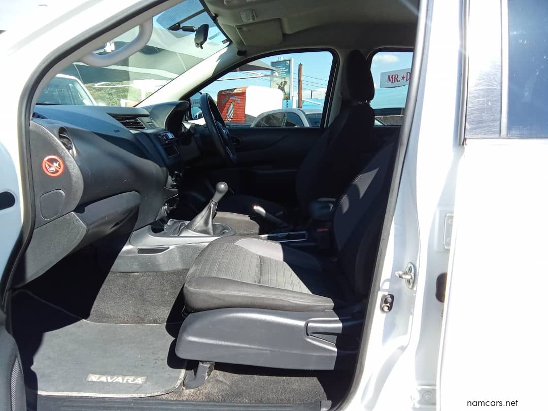 2021 Nissan Navara 2.5 4x4 D/C photo