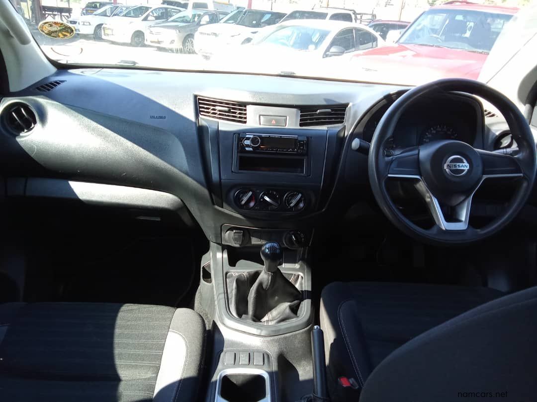 2021 Nissan Navara 2.5 4x4 D/C photo